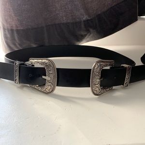 Double buckle belt